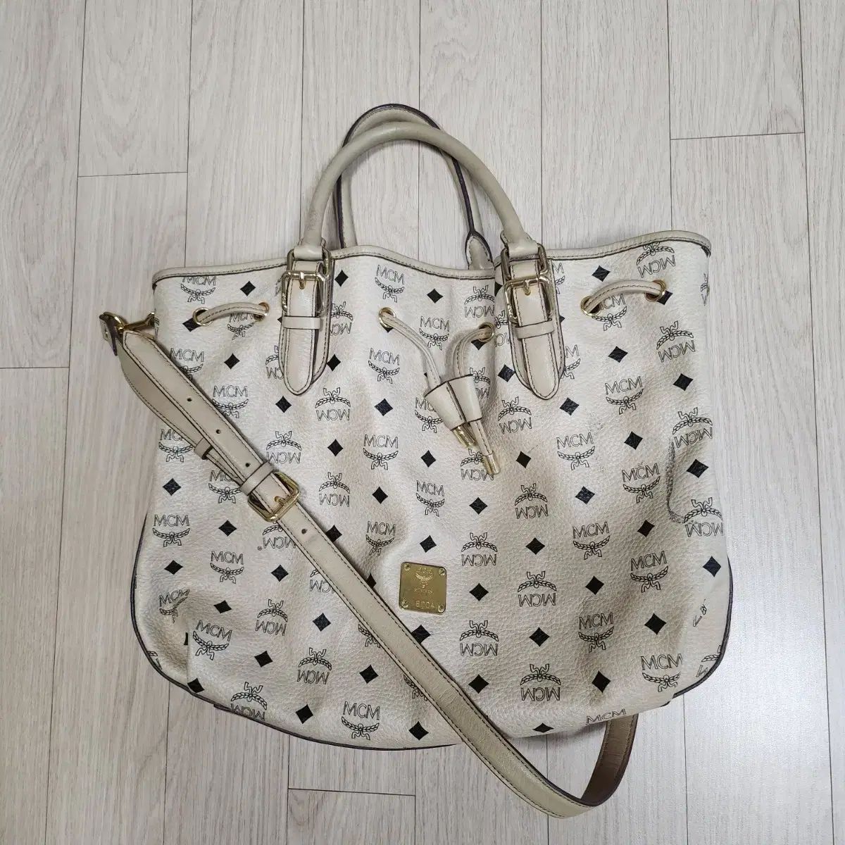 MCM ロゴ ショッパーバッグ アイボリー