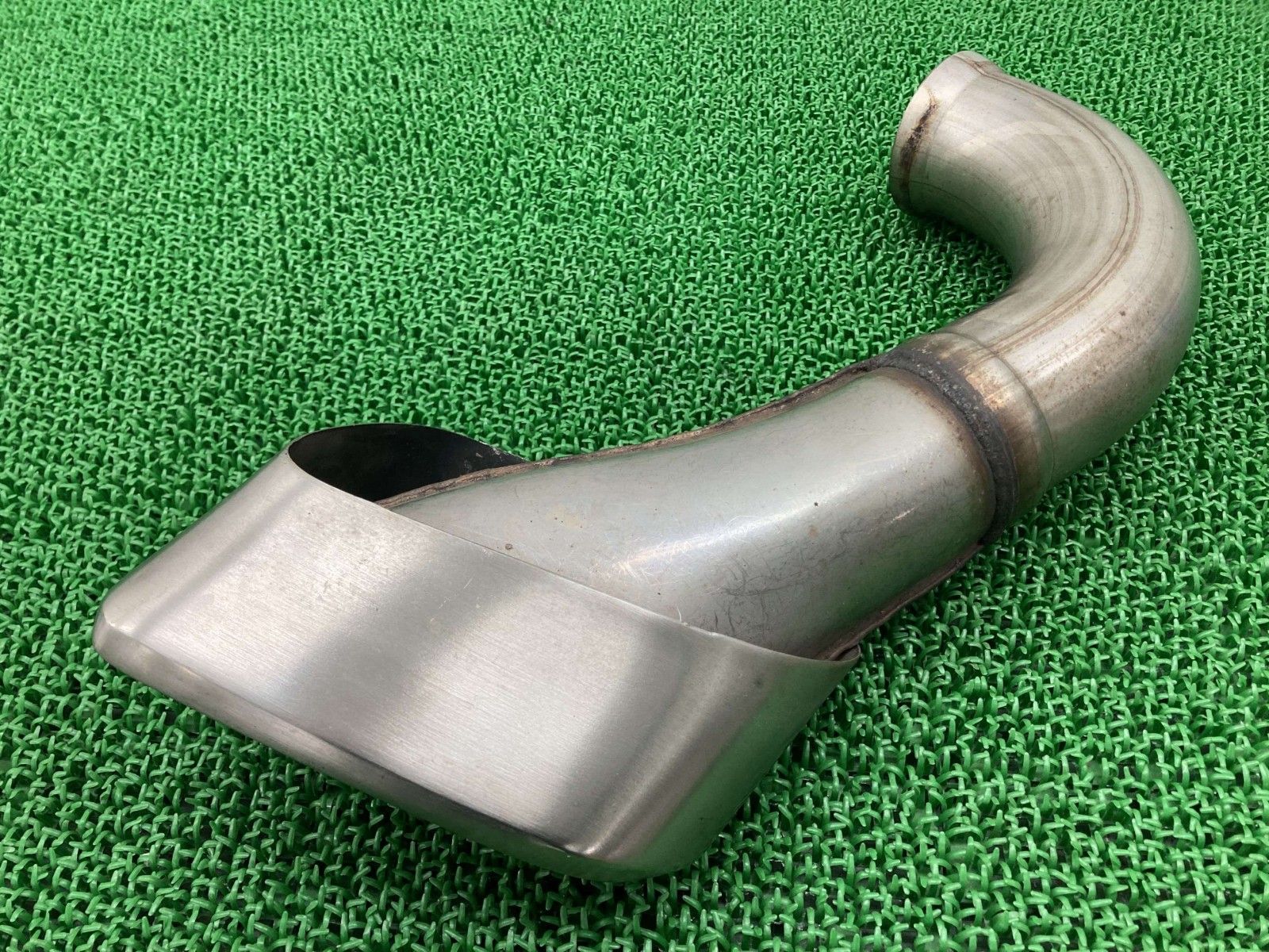 カイエン マフラーカッター 右 7L5.253.682.G ポルシェ 純正 中古 おすすめ品 Kd