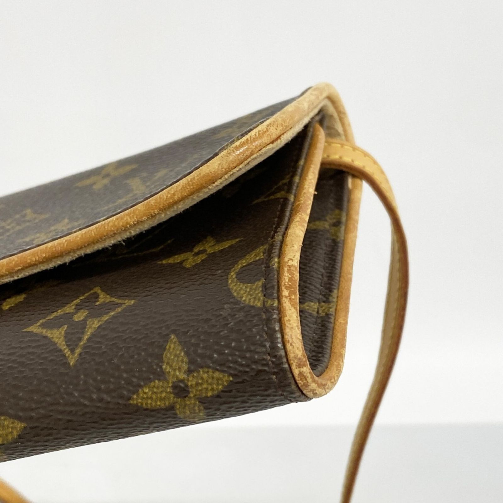 ルイ・ヴィトン(Louis Vuitton) ルイ・ヴィトン ショルダーバッグ