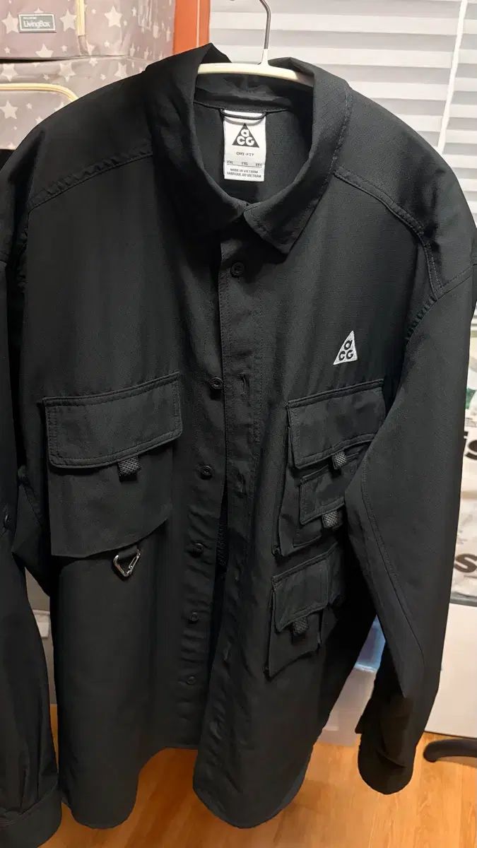 ナイキ ACG ドライフィット UV ディベステーション トレイル シャツ ブラック サミット 白