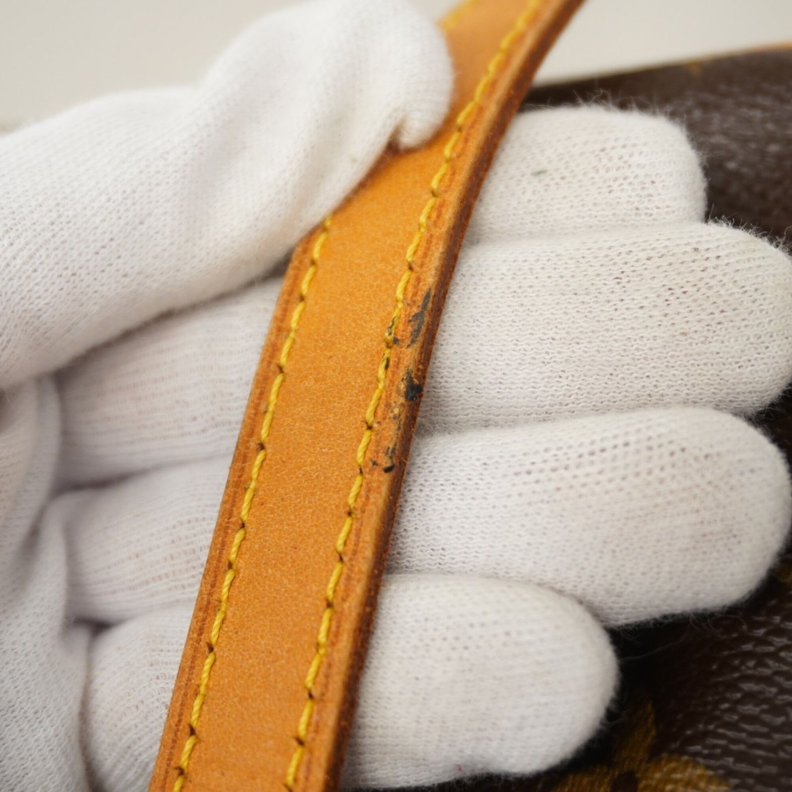 ルイ・ヴィトン(Louis Vuitton) ルイ・ヴィトン ショルダーバッグ モノグラム シテMM M51182 ブラウンレディース