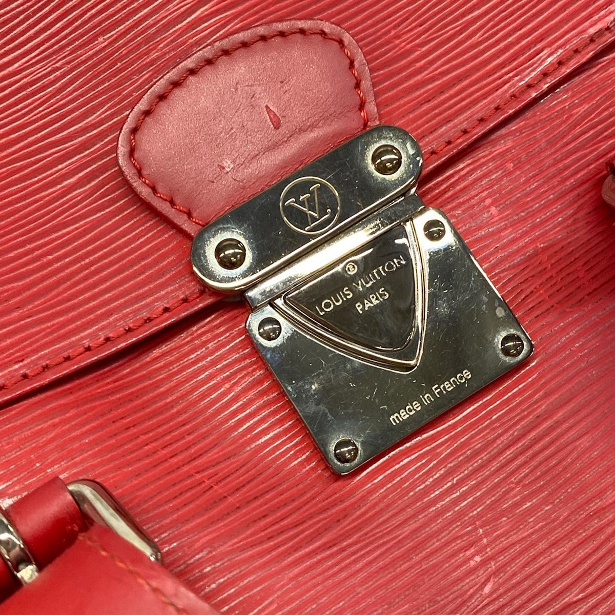 LOUIS VUITTON(ルイヴィトン) ハンドバッグ エピ セギュールMM M5886E 