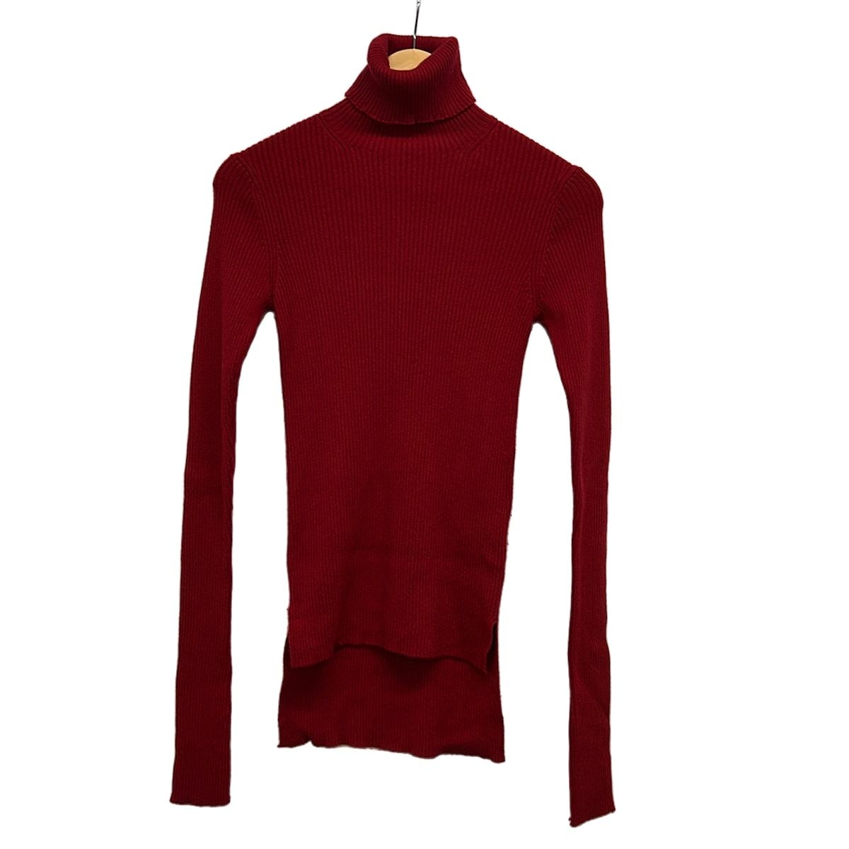 yohjiyamamoto(ヨウジヤマモト) 長袖セーター サイズ2 M レディース美品 - レッド タートルネック 10,780円
