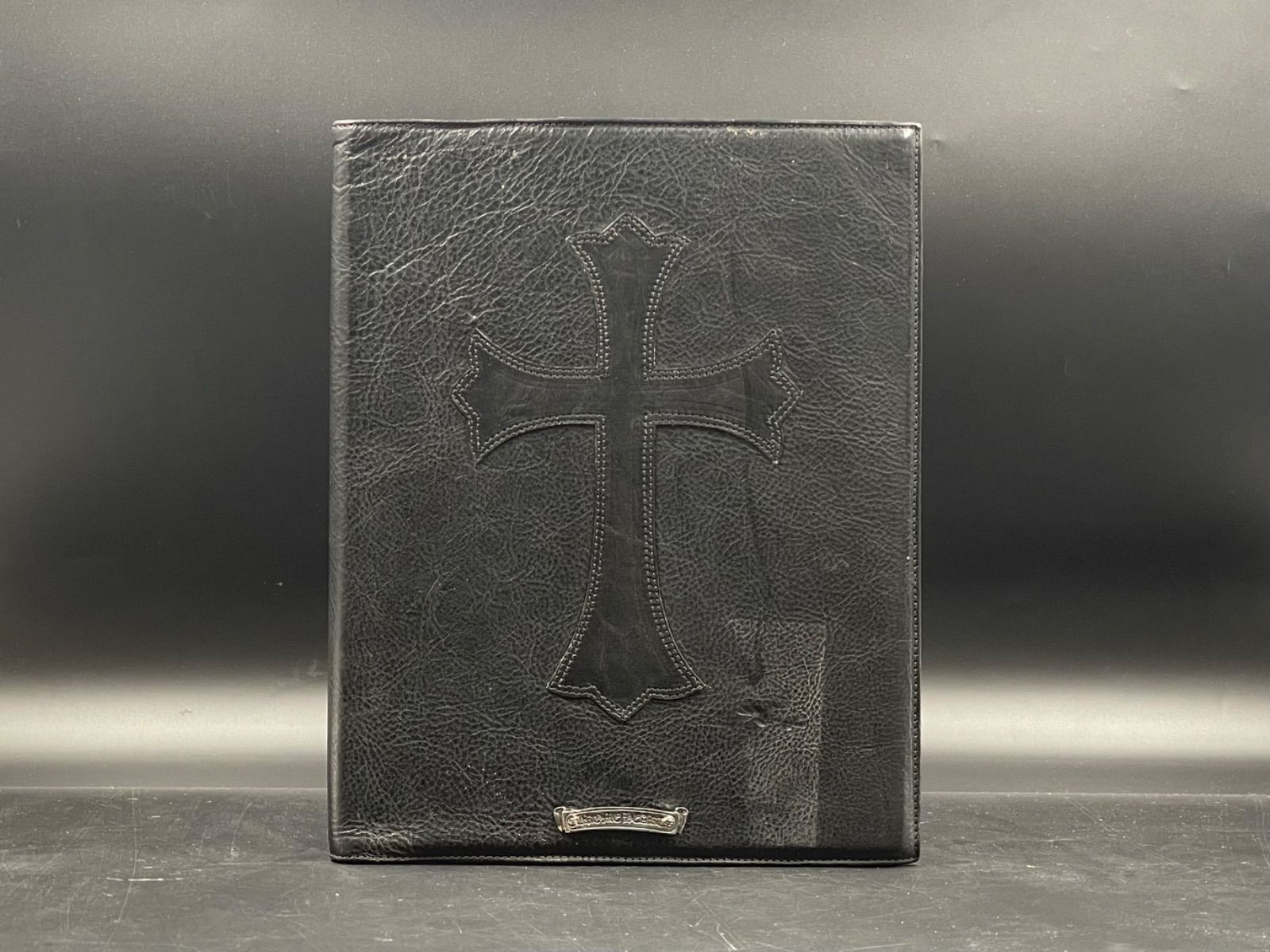 H-05017 CHROME HEARTS クロムハーツ 1997年フォトグラフィー 写真集 本革ブックカバーセット 82,500円