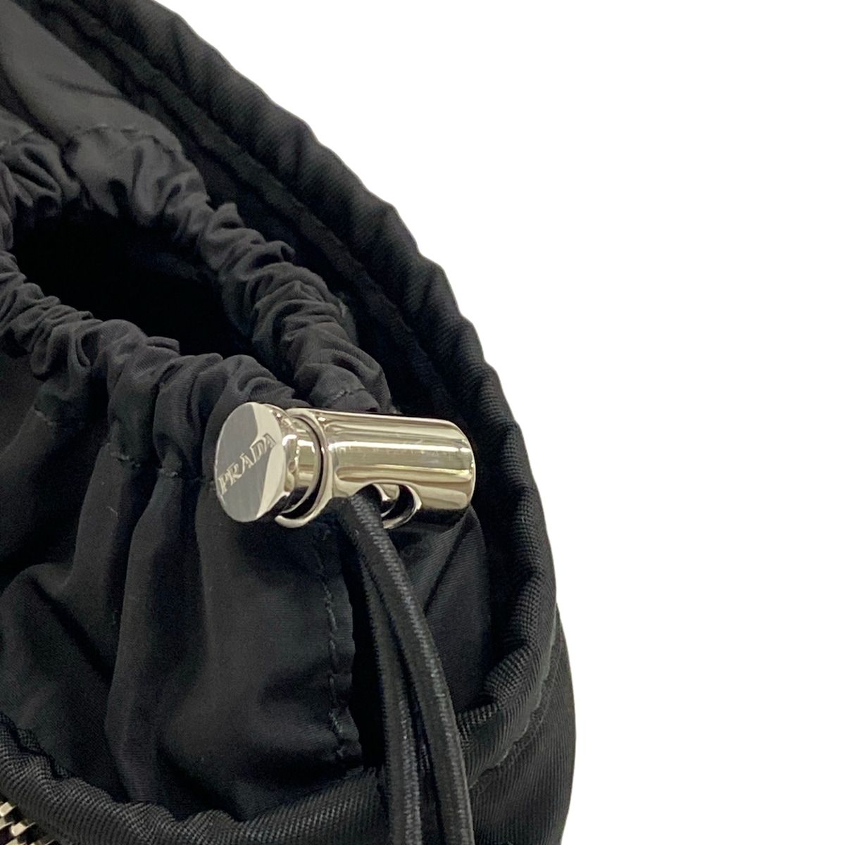 PRADA(プラダ) ショルダーバッグ美品 Re-Nylon スマートフォンケース 