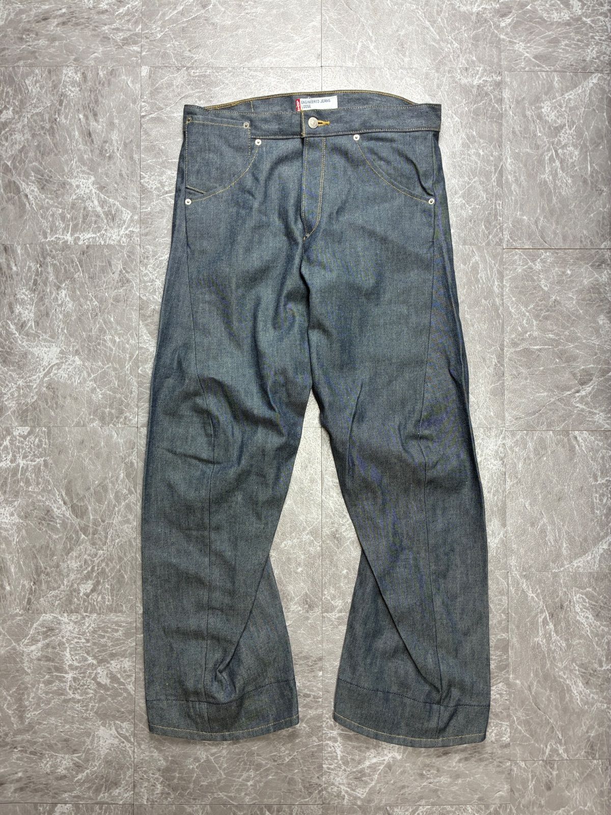 00s Levi's engineered jeans loose シンチバック 00s Levi's ENGINEERED JEANS LOOSE W32 リジット シンチバック ワン