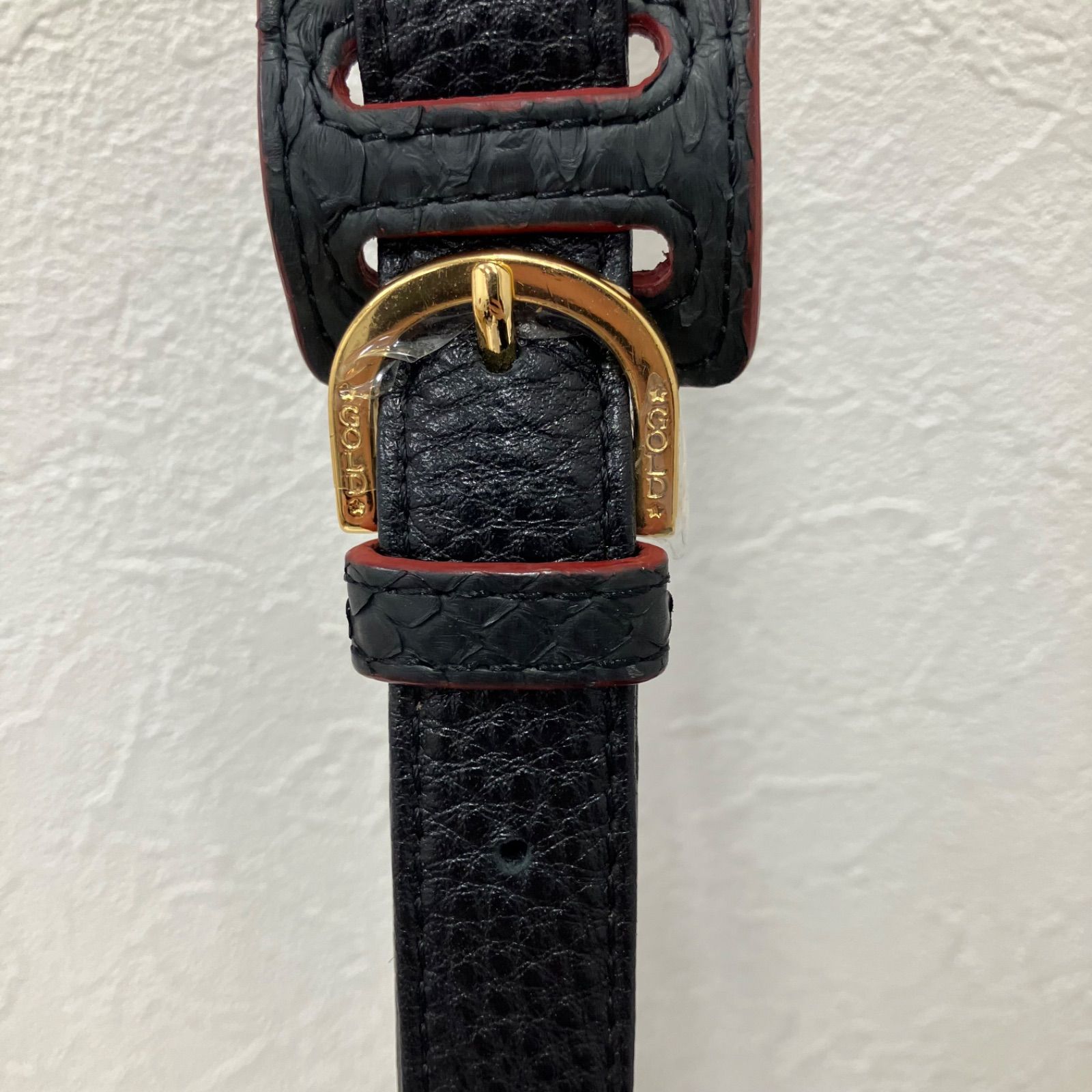 Y3791 美品 COCOCELUX GOLD ココセリュックス パイソン 2WAY 