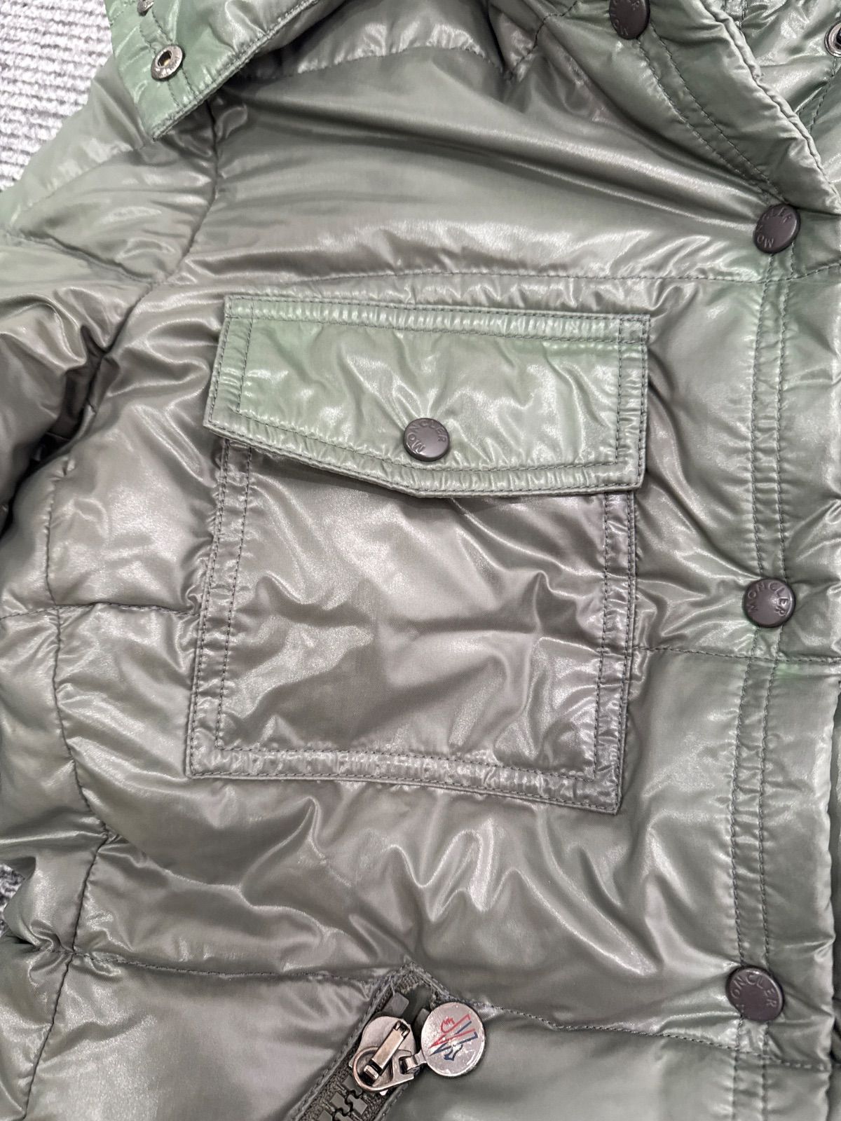 S00866｜MONCLER｜モンクレール｜ダウンジャケット｜グリーン｜レディース｜クラス1｜ショートダウン｜ナイロンジャケット｜Y2K｜90S｜古着｜ヴィンテージ｜USA古着｜アメカジ｜ラグジュアリー｜フォロー割｜今期トレンド｜Mサイズ