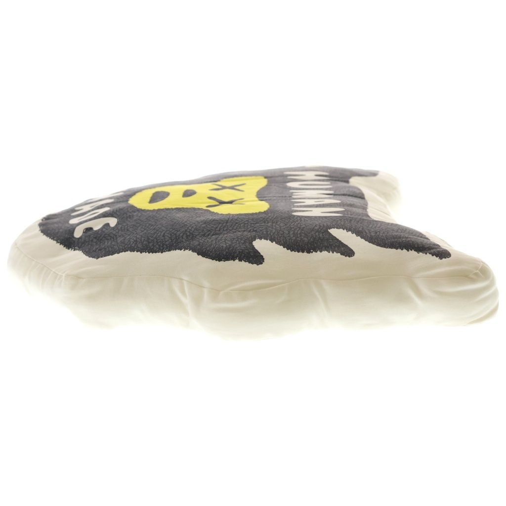 HUMAN MADE (ヒューマンメイド) ×KAWS CUSHION カウズ クッション