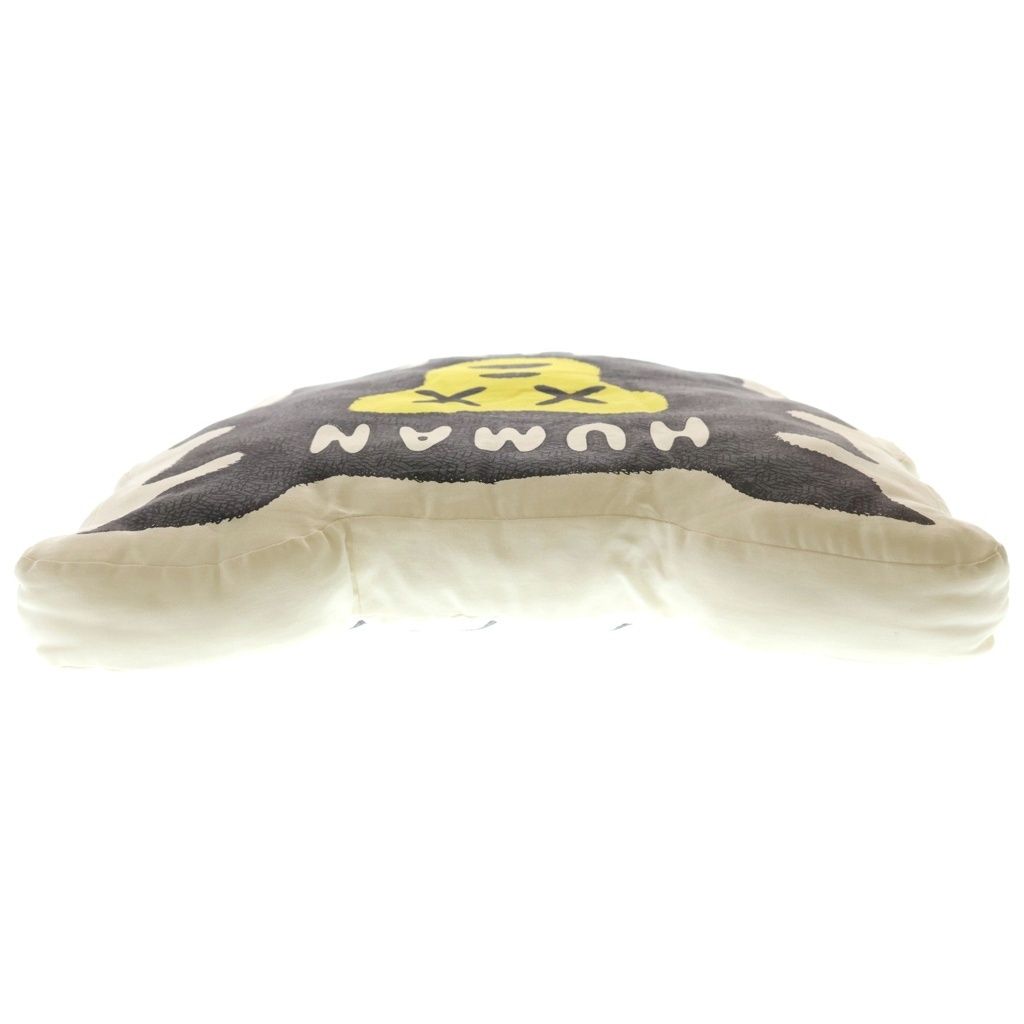 HUMAN MADE (ヒューマンメイド) ×KAWS CUSHION カウズ クッション