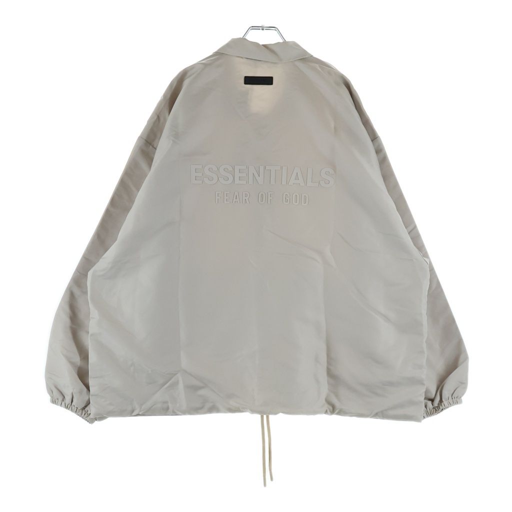 FEAR OF GOD ESSENTIALS (フィアオブゴッド エッセンシャルズ) NYLON COACH JACKET ラバーロゴ ナイロンコーチジャケット ベージュ
