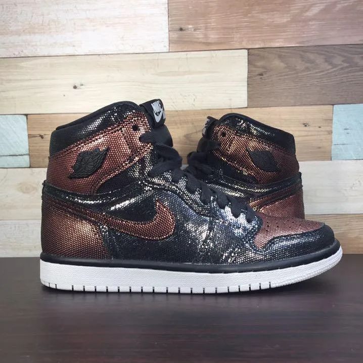 レア 希少 NIKE AIR JORDAN 1 HIGH OG ナイキ エア ジョーダン 1 ハイ 