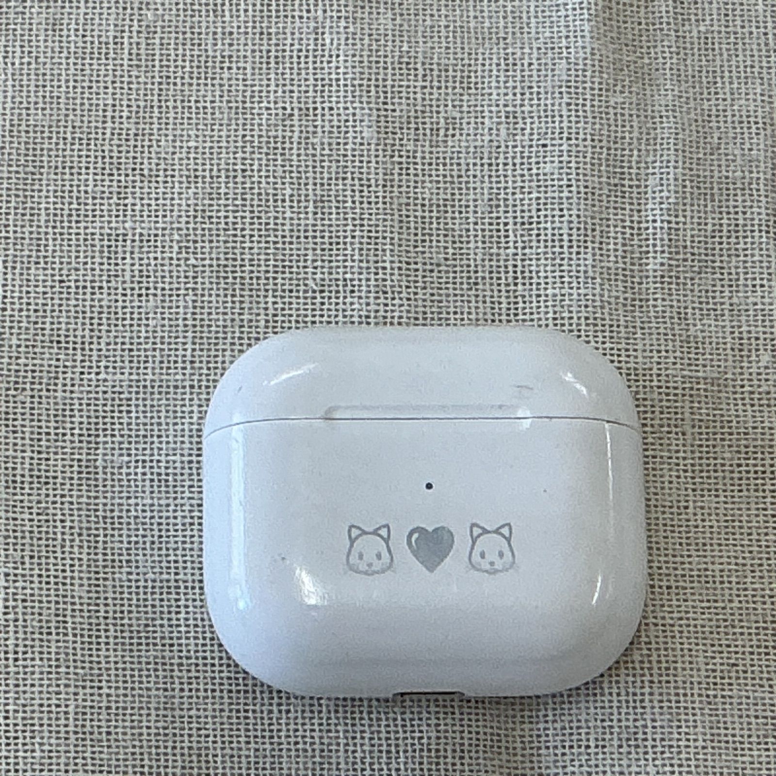 Apple AirPods 第3世代 充電ケースのみ A2566 通電確認済み - メルカリ