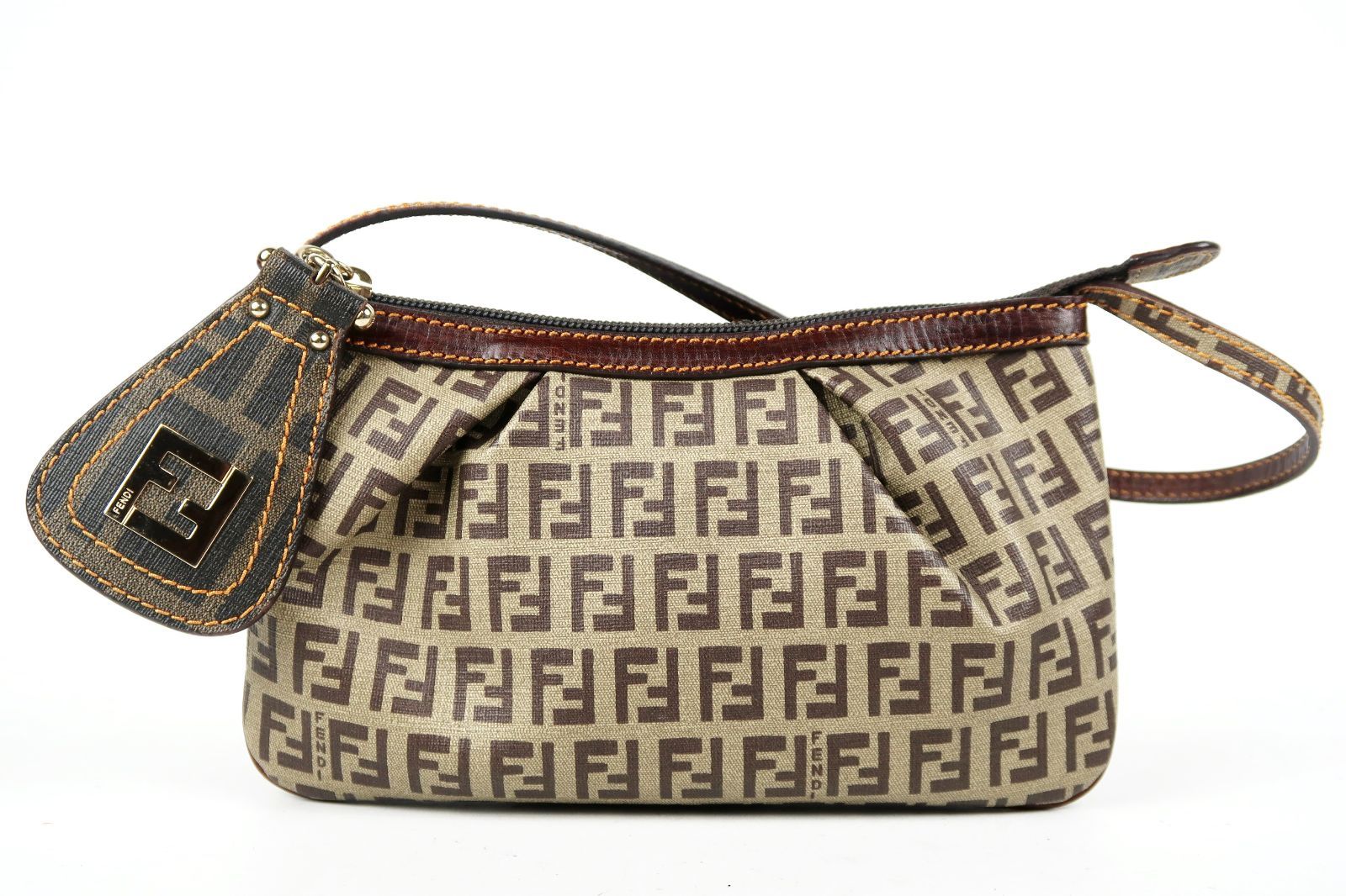 【超美品】FENDI フェンディ アクセサリーポーチ ズッキーノ ショルダーバッグ ブランド鞄【TL95】