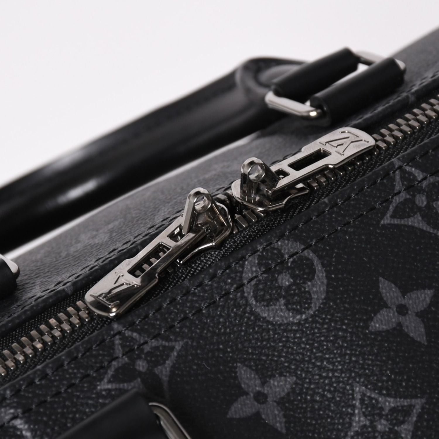 新品同様 LOUIS VUITTON ルイヴィトン キーポル バンドリエール45