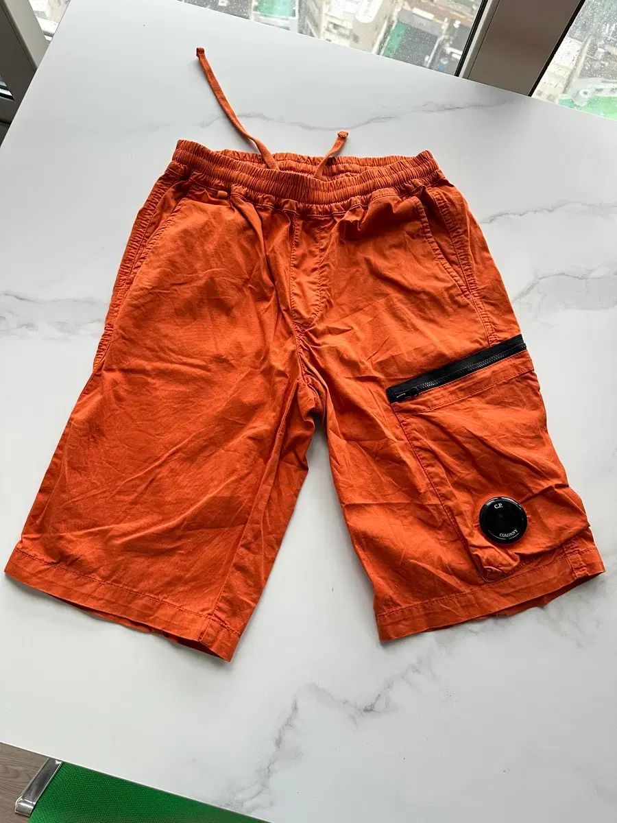 C.P. COMPANY シーピーカンパニー キッズ ハーフパンツ 12y 12A