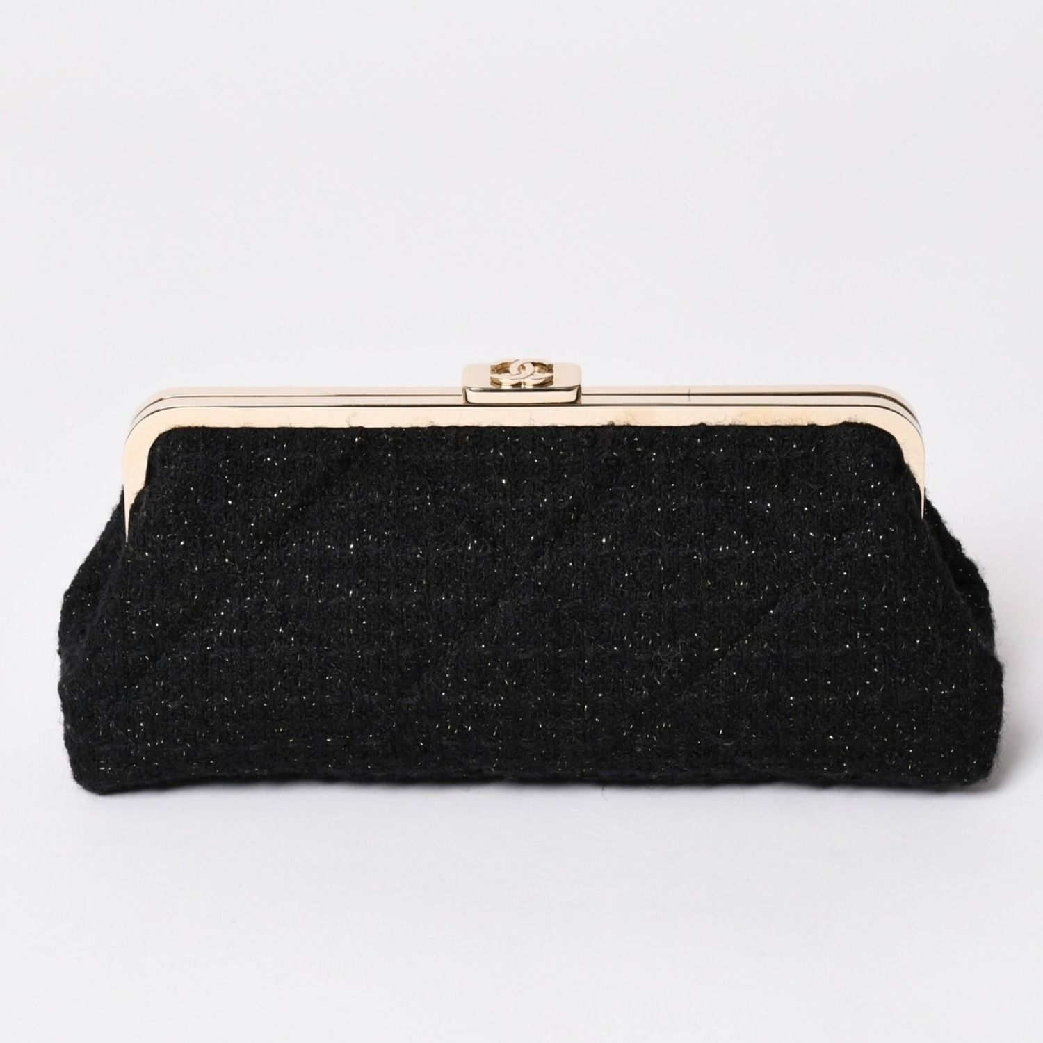 新品未使用 CHANEL シャネル クラッチバック ポーチ 30番台 ココマーク