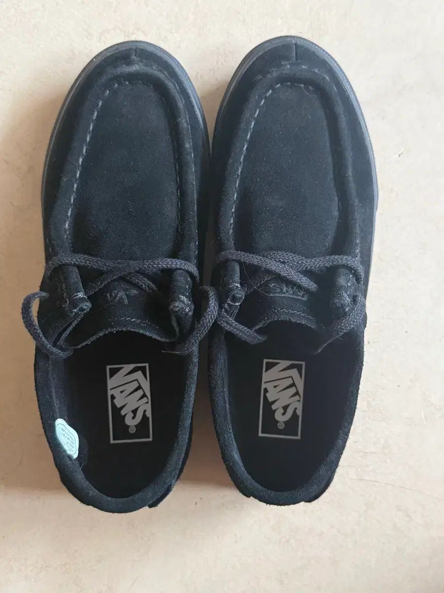 VANS カバーコートバーロウ 265