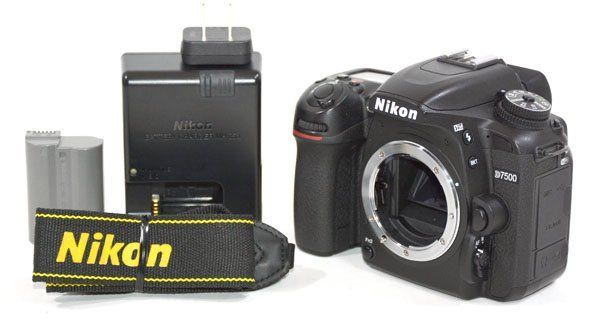 Nikon ニコン D7500 デジタル一眼レフカメラ ボディ