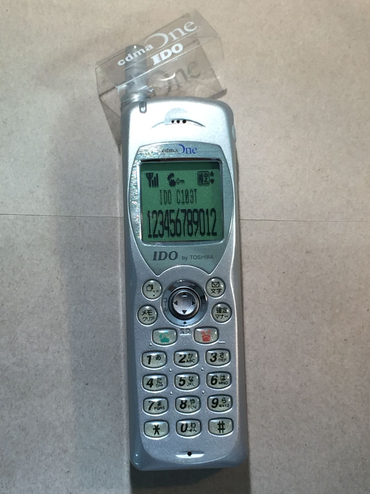 モックアップ IDO by TOSHIBA cdma One M626