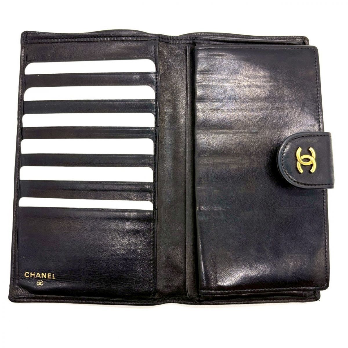 静寂に滲む気品】 CHANEL 長財布 マトラッセ ココマーク ビコローレ