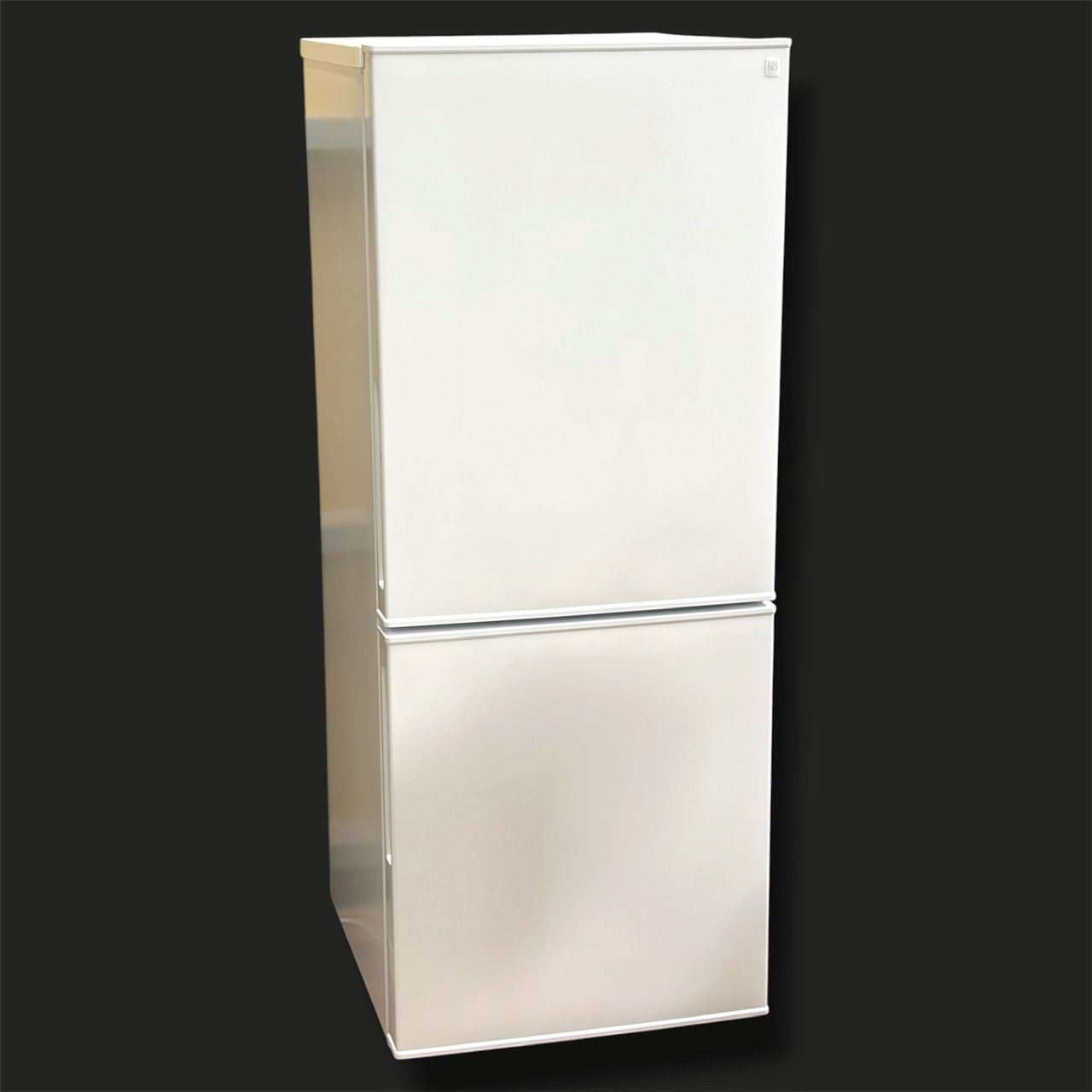 【2025年製/動作確認済み/未使用に近い】ニトリ NITORI NTR-140WH 140L 2ドア冷凍冷蔵庫 ホワイト 霜取り不要 小型 コンパクト 一人暮らし 新生活 単身 ワンルーム 省スペース サブ冷蔵庫 取説付