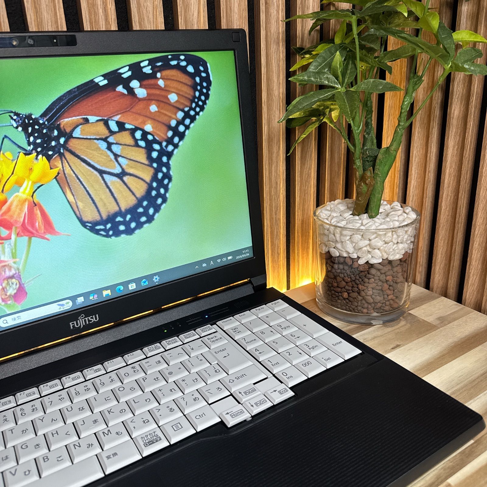 ☘光学ドライブ搭載‼️富士通LIFEBOOK☘Core i5第8世代☘️メモリ8GB