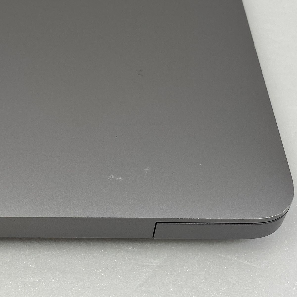 MacBook Air 13-inch 2020 M1【ランク：C】【カラー：スペースグレイ