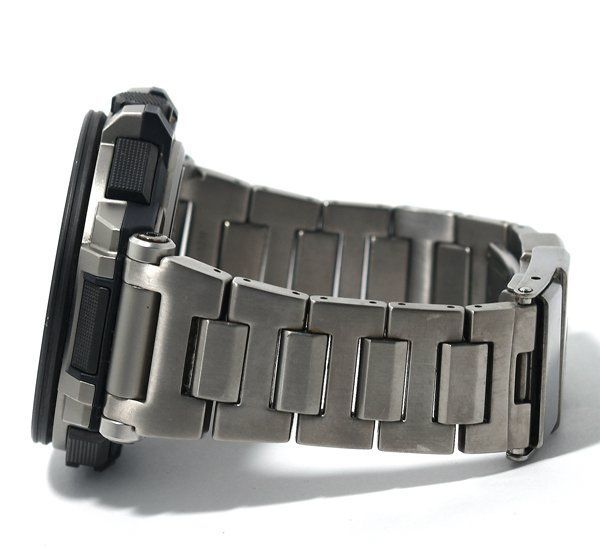 良品 CASIO カシオ PRO TREK プロトレック PRX-8000T-7BJF マナスル トリプルセンサーver.3搭載 タフソーラー メンズ 良品 CASIO カシオ PRO TREK プロトレック PRX-8000T-7BJF マナスル トリプルセンサーver.3搭載 タフソーラー メンズ