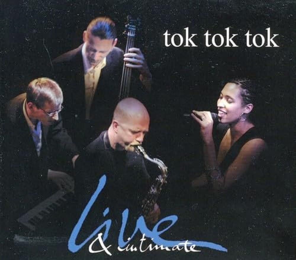 【CD】Live & Intimate 7,467円