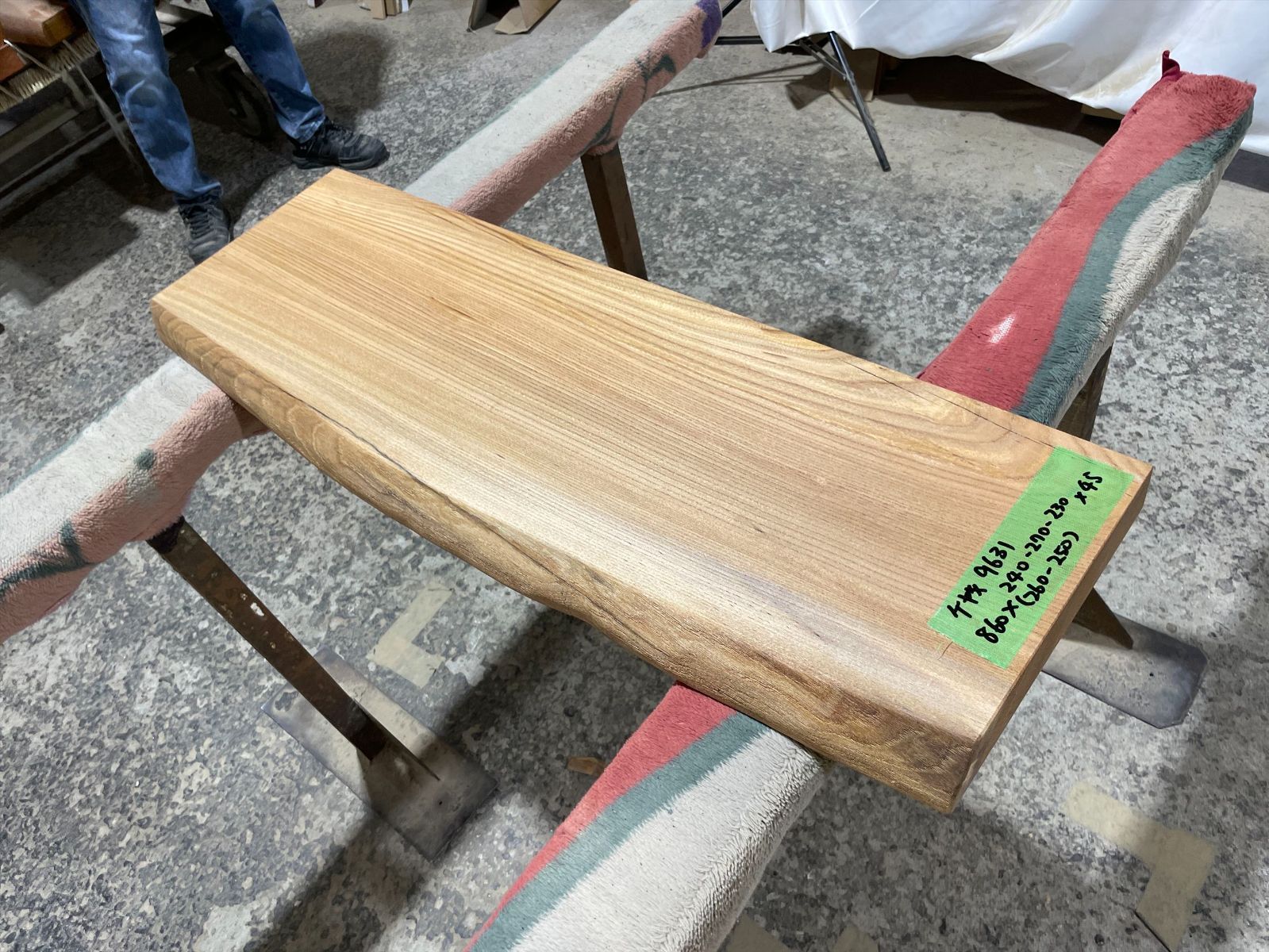 ケヤキ9631　欅　一枚板無垢 乾燥材　860x240-270-230x45mm ローテーブル　センターテーブル　ダイニングテーブル　カウンター
