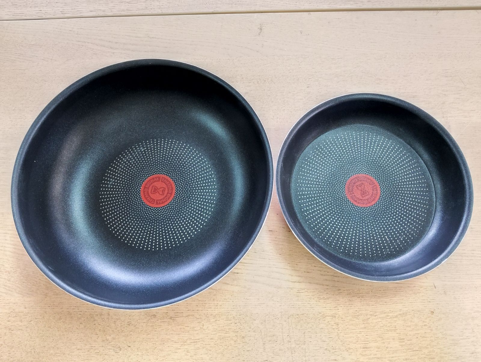 【未使用・中古・訳あり】10点セット　T-fal（ティファール）　インジニオ・ネオ　ロイヤルブルー・インテンス セット10 　鍋　フライパン　オーブン皿 ソースパン 調理　キッチン　L43791　キズや汚れに強い　ガス火専用　管理番号TN8133