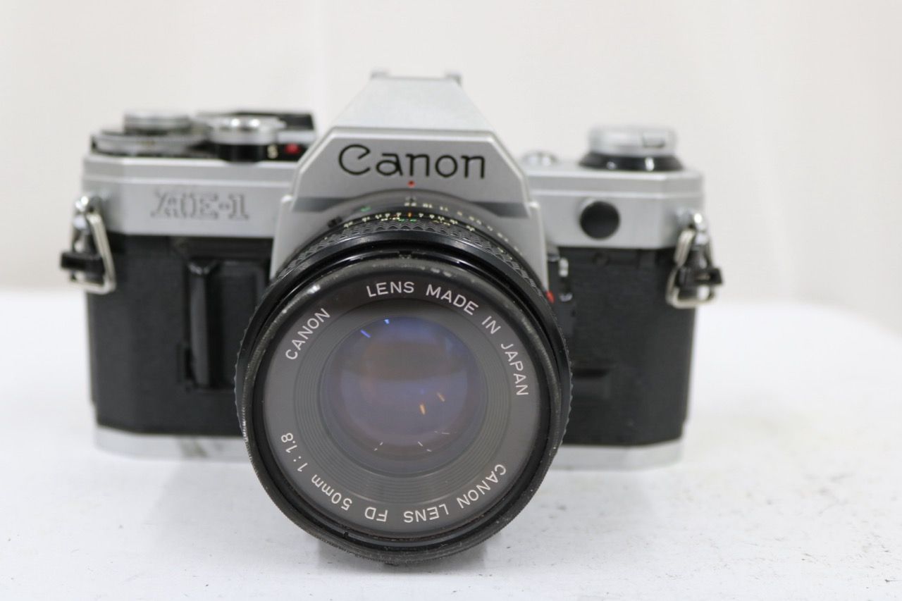 【返品保証】 キャノン Canon AE-1 NEW FD 50mm F1.8 ボディレンズセット e13073