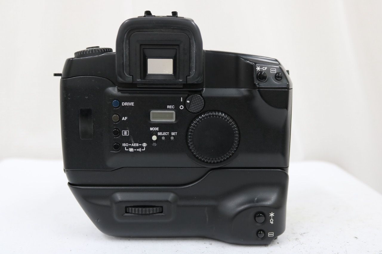 【返品保証】 キャノン Canon EOS 5 VERTICAL GRIP VG10 付き ボディ e13105