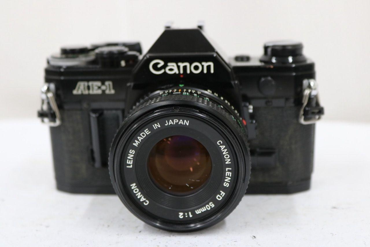 【返品保証】 キャノン Canon AE-1 ブラック NEW FD 50mm F2 ボディレンズセット e13113 【返品保証】 キャノン Canon AE-1 ブラック NEW FD 50mm F2 ボディレンズセット e13113