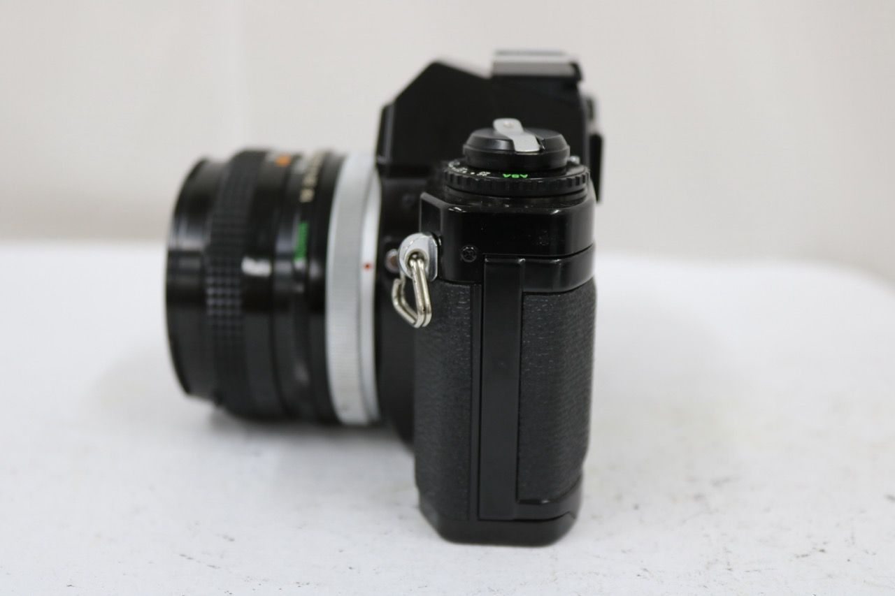 【返品保証】 キャノン Canon AV-1 ブラック FD S.C. 50mm F1.8 ボディレンズセット e13120