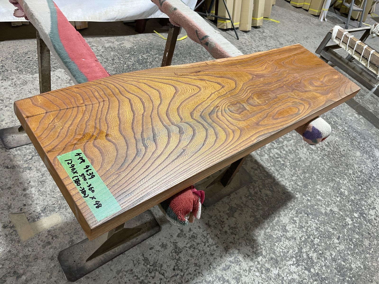 ケヤキ9639　欅　一枚板無垢 乾燥材　1290x370-360x48mm ローテーブル　センターテーブル　ダイニングテーブル　カウンター 32,175円