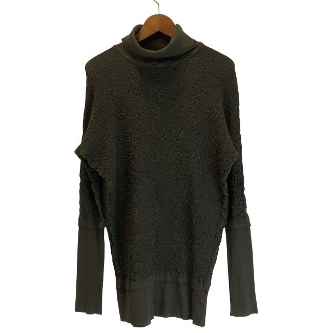 【中古】　ISSEY MIYAKE me　トップス　長袖　タートルネック　リブ　シャーリング加工　無地　日本製　ドメスティック　古着　/2496