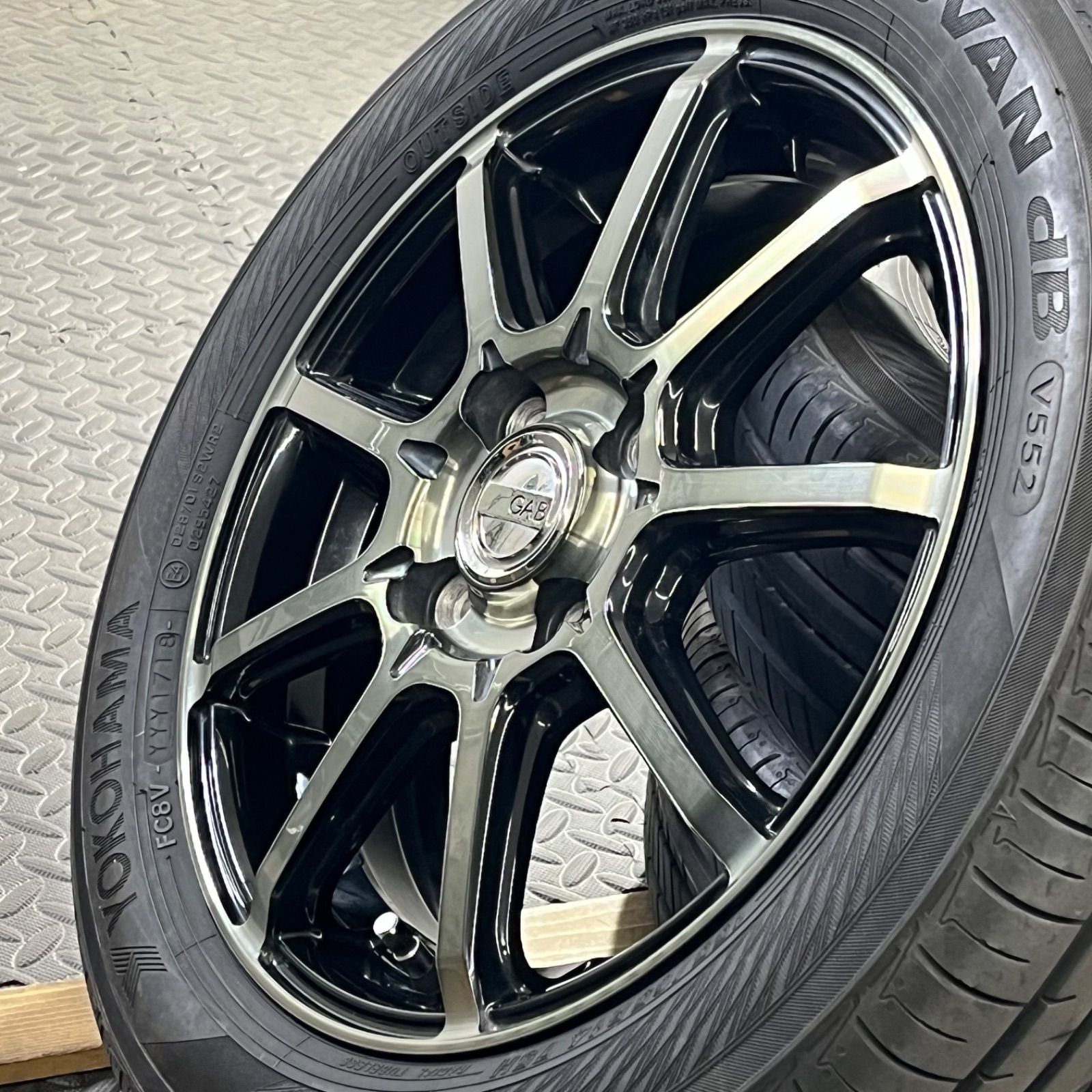 18年製 155/65R14 ヨコハマ アドバン dB V552 YFC GAB バージョンHR タント N-BOX ワゴンR スペーシア デイズルークス 夏タイヤ【1565Y】