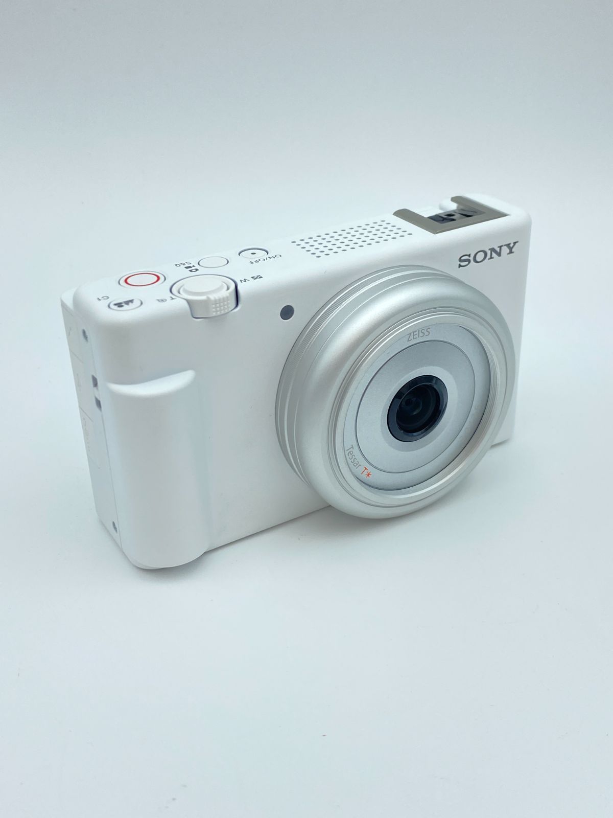 【動作確認済】SONY ZV-1F ホワイト VLOGカメラ 【動作確認済】SONY ZV-1F ホワイト VLOGカメラ