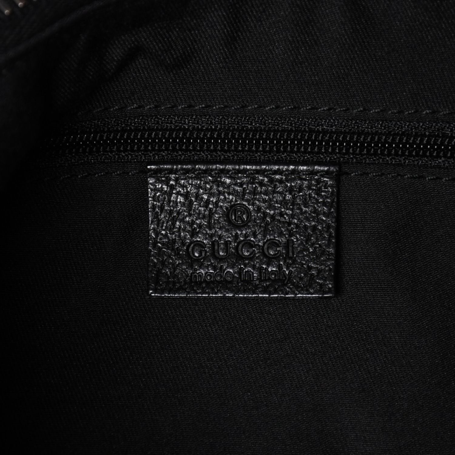 極美品 GUCCI グッチ ワンショルダーバッグ GGキャンバス 115002 ブラック シルバー金具 中古 4a002020 極美品 GUCCI グッチ ワンショルダーバッグ GGキャンバス 115002 ブラック シルバー金具 中古 4a002020