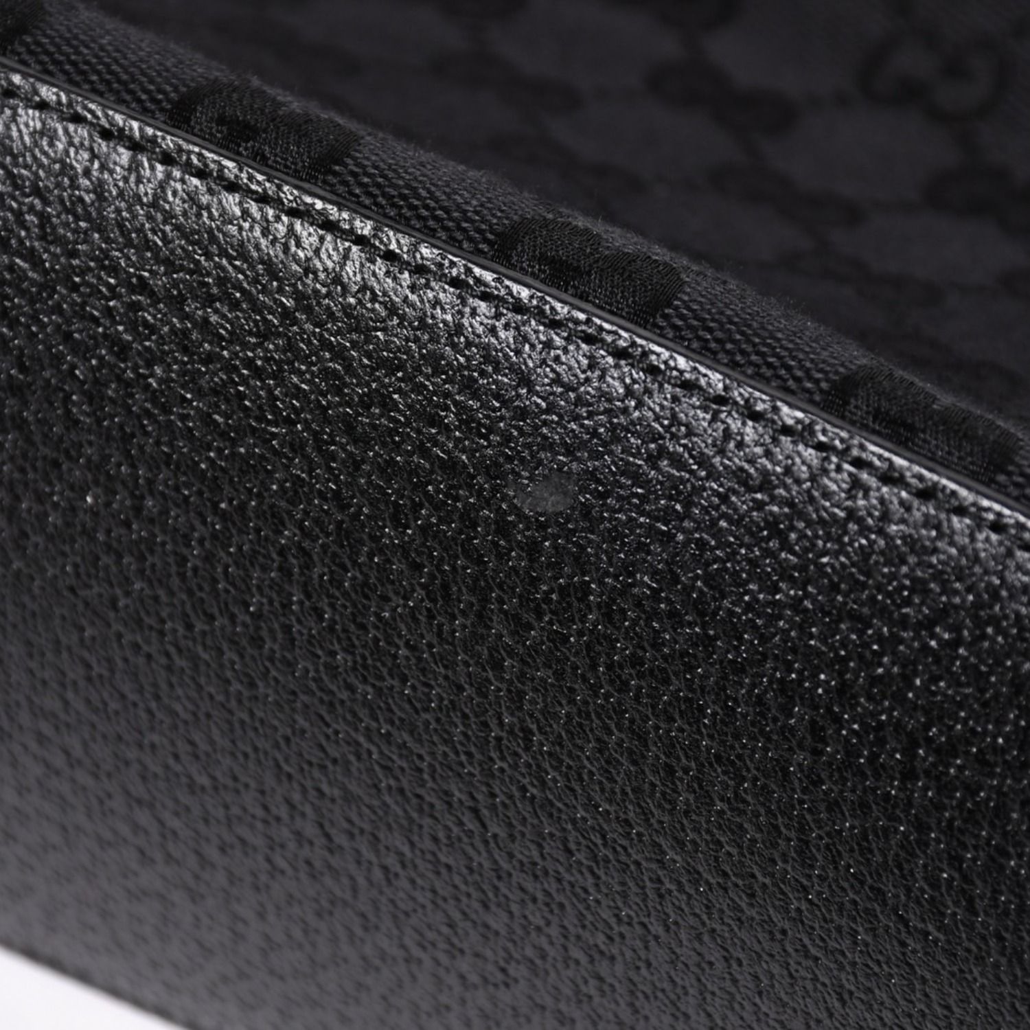極美品 GUCCI グッチ ワンショルダーバッグ GGキャンバス 115002 ブラック シルバー金具 中古 4a002020 極美品 GUCCI グッチ ワンショルダーバッグ GGキャンバス 115002 ブラック シルバー金具 中古 4a002020