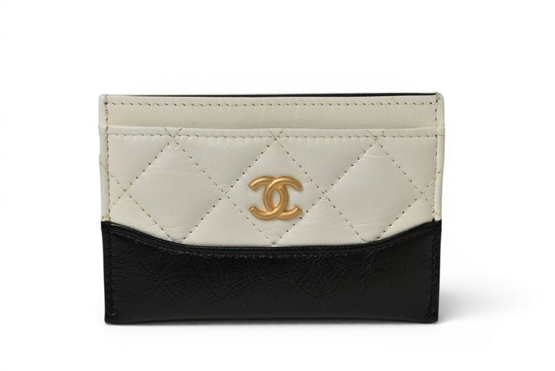シャネル カードケース/名刺入れ CHANEL ガブリエル キルティング ラムスキン/カーフスキン ホワイト/ブラック【中古】