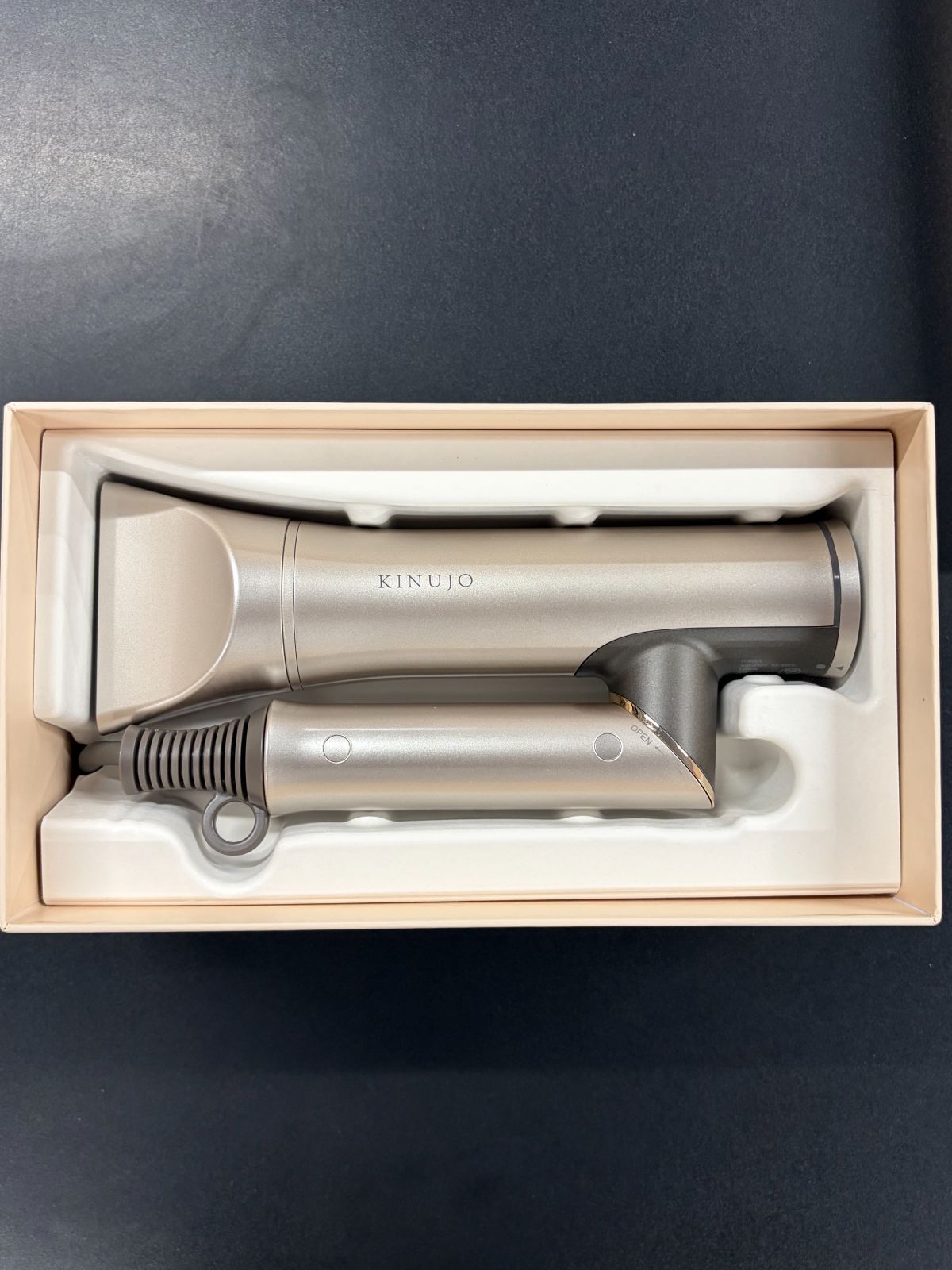 当日出荷！【新品】KINUJO 海外対応ヘアドライヤー Hair Dryer Voyage 