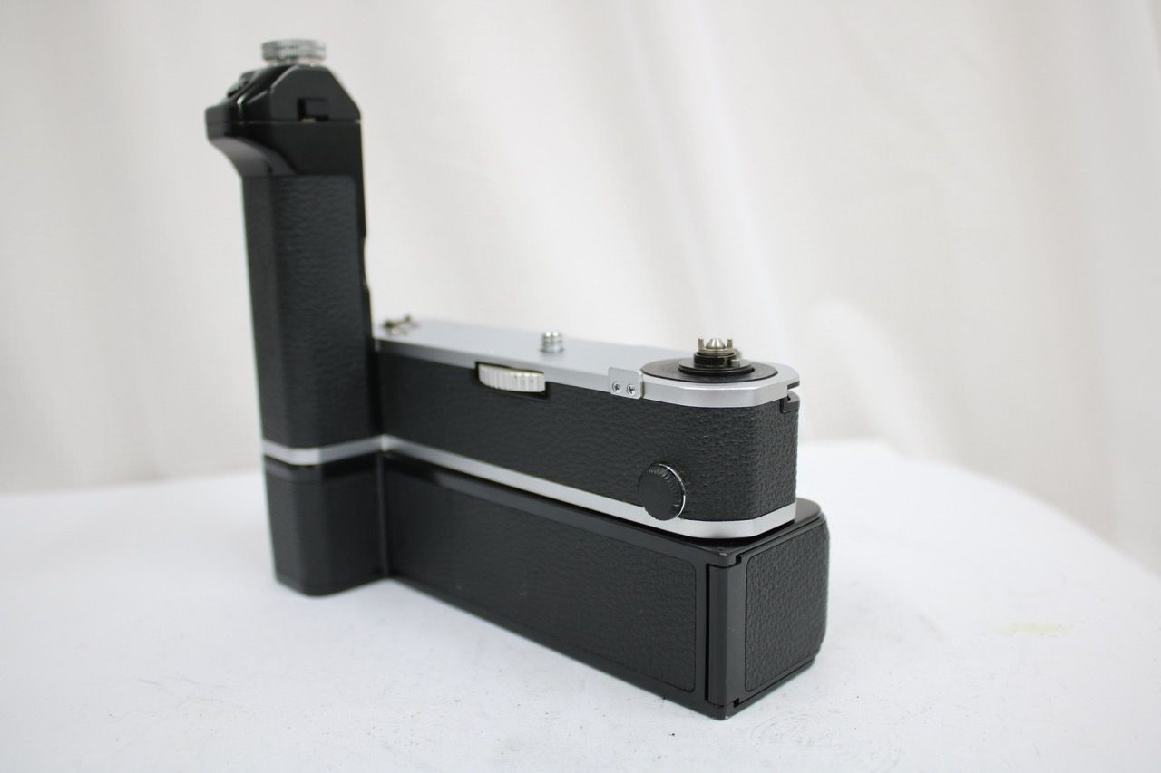 【美品 返品保証】 ニコン Nikon MB-1 + MD-2 モータードライブ e12991