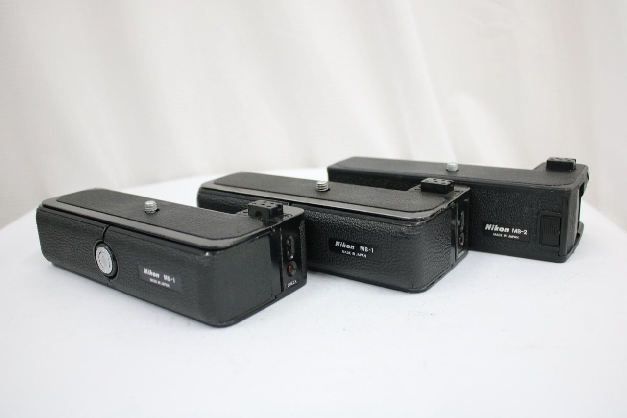 【返品保証】 ニコン Nikon MB-1 2個 + MB-2 合計3点 バッテリーパック e12994