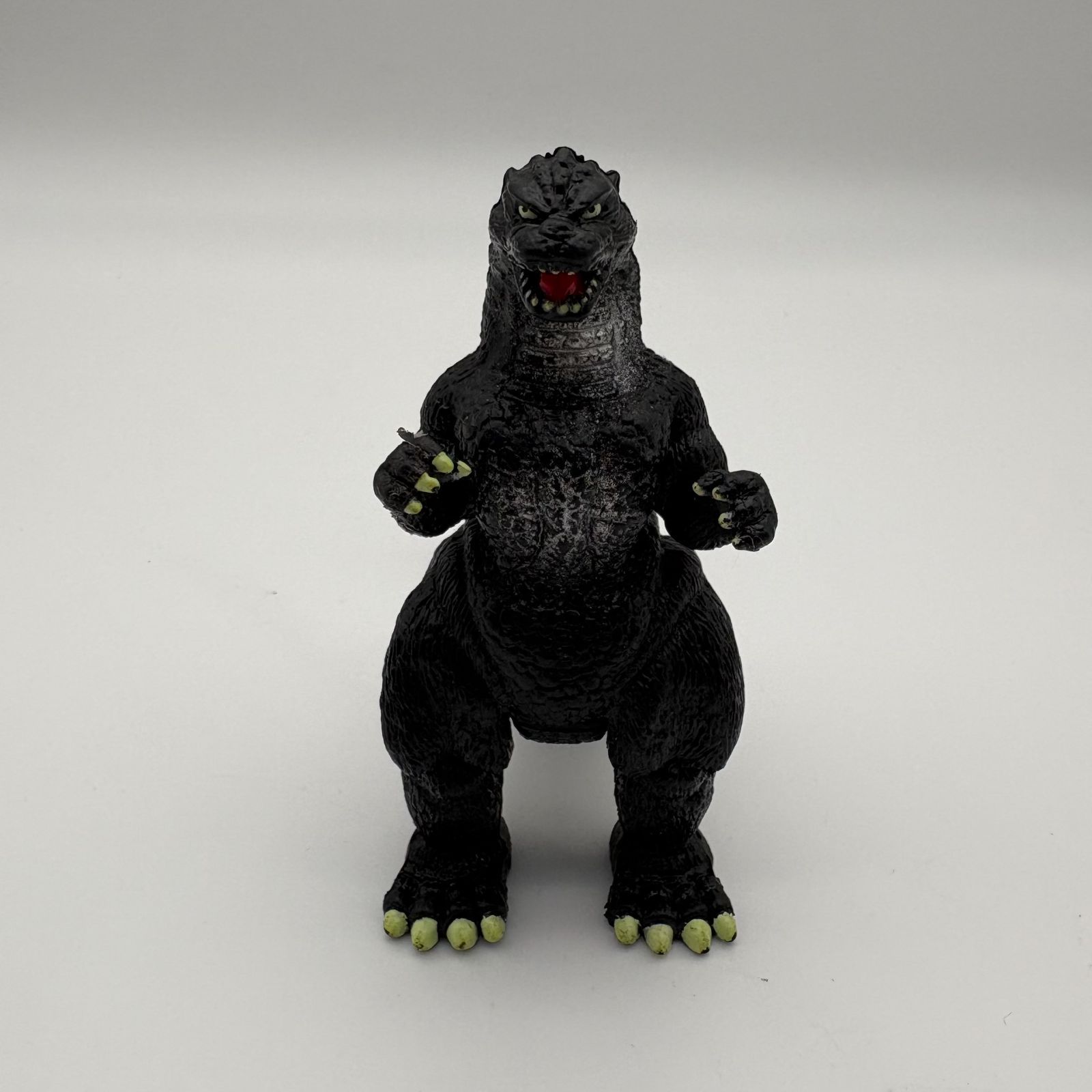 ゴジラフィギュア ソフビ　当時物 ゴジラ ソフビ ミニ フィギュア バンダイ 1993年 当時物 [中古] - メルカリ