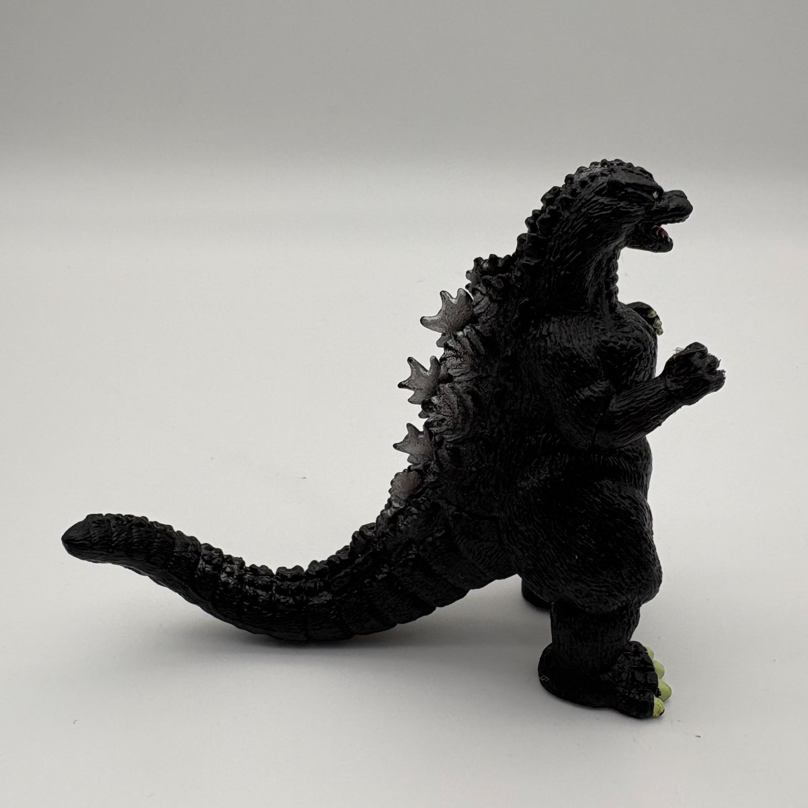 ゴジラ ソフビ ミニ フィギュア バンダイ 1993年 当時物 [中古] - メルカリ