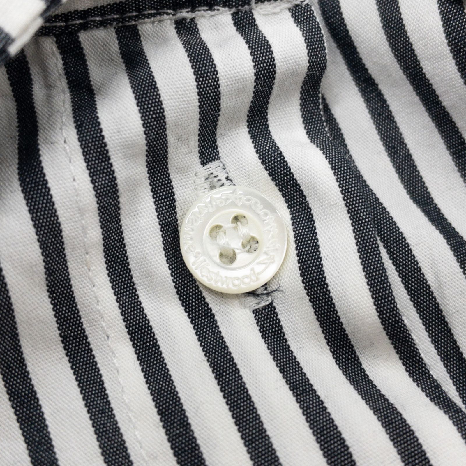 Vivienne Westwood ANGLOMANIA ヴィヴィアンウエストウッド アングロマニア シャツ ブラウス リボン ストライプ柄 コットン ポリウレタン ホワイト ブラック イタリア製 レディース 42 a01267