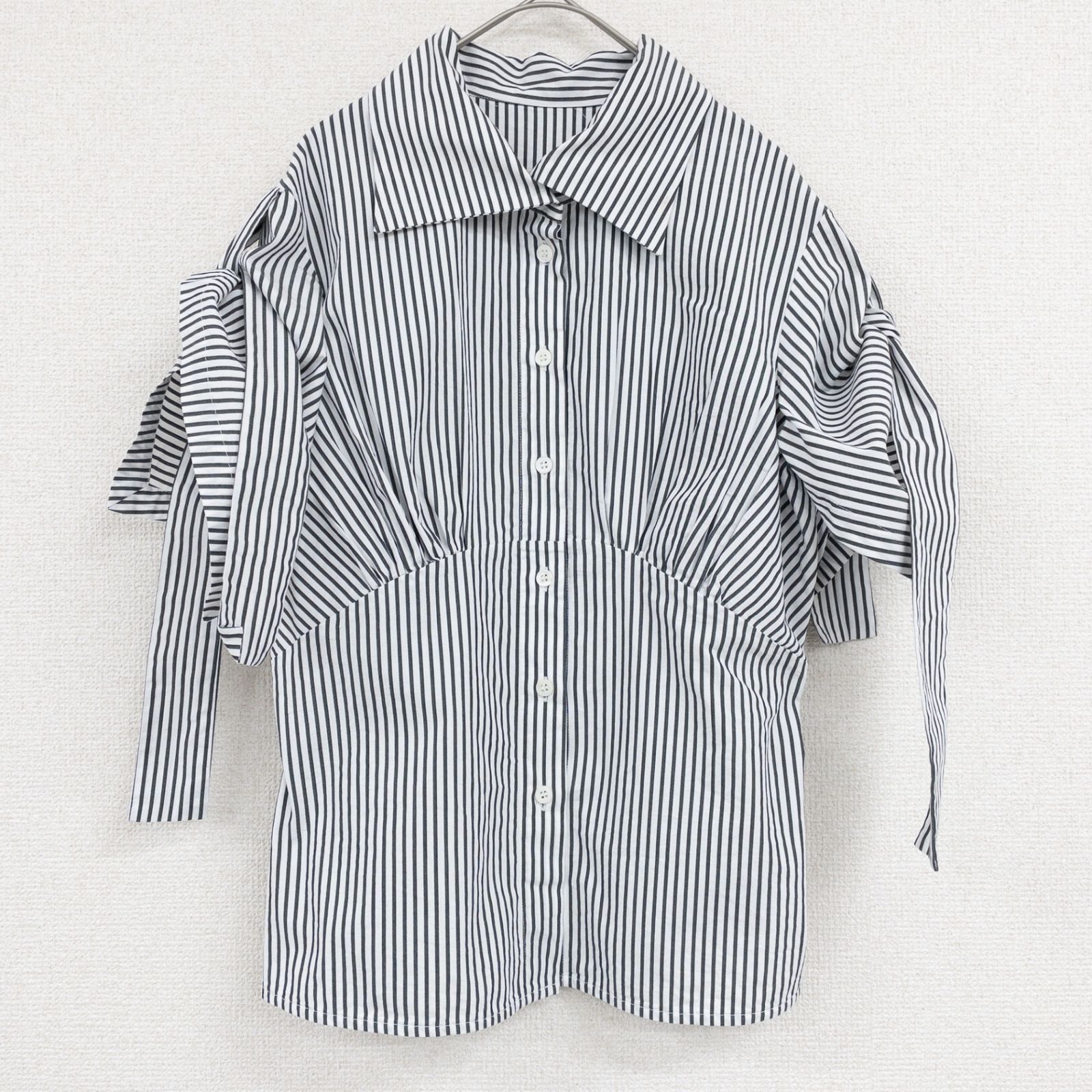 Vivienne Westwood ANGLOMANIA ヴィヴィアンウエストウッド アングロマニア シャツ ブラウス リボン ストライプ柄 コットン ポリウレタン ホワイト ブラック イタリア製 レディース 42 a01267